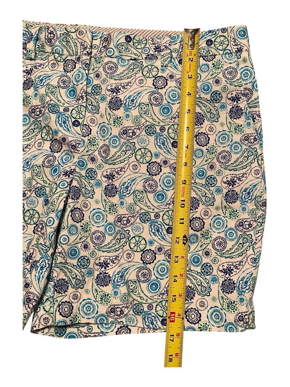 Lands' End Women’s Paisley Print Mid Rise Shorts in Aqua, Blue & Green, Size 14P - Picture 9 of 10